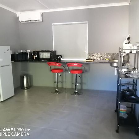 Casablanca B&B Бофорт-Уэст Экстерьер фото